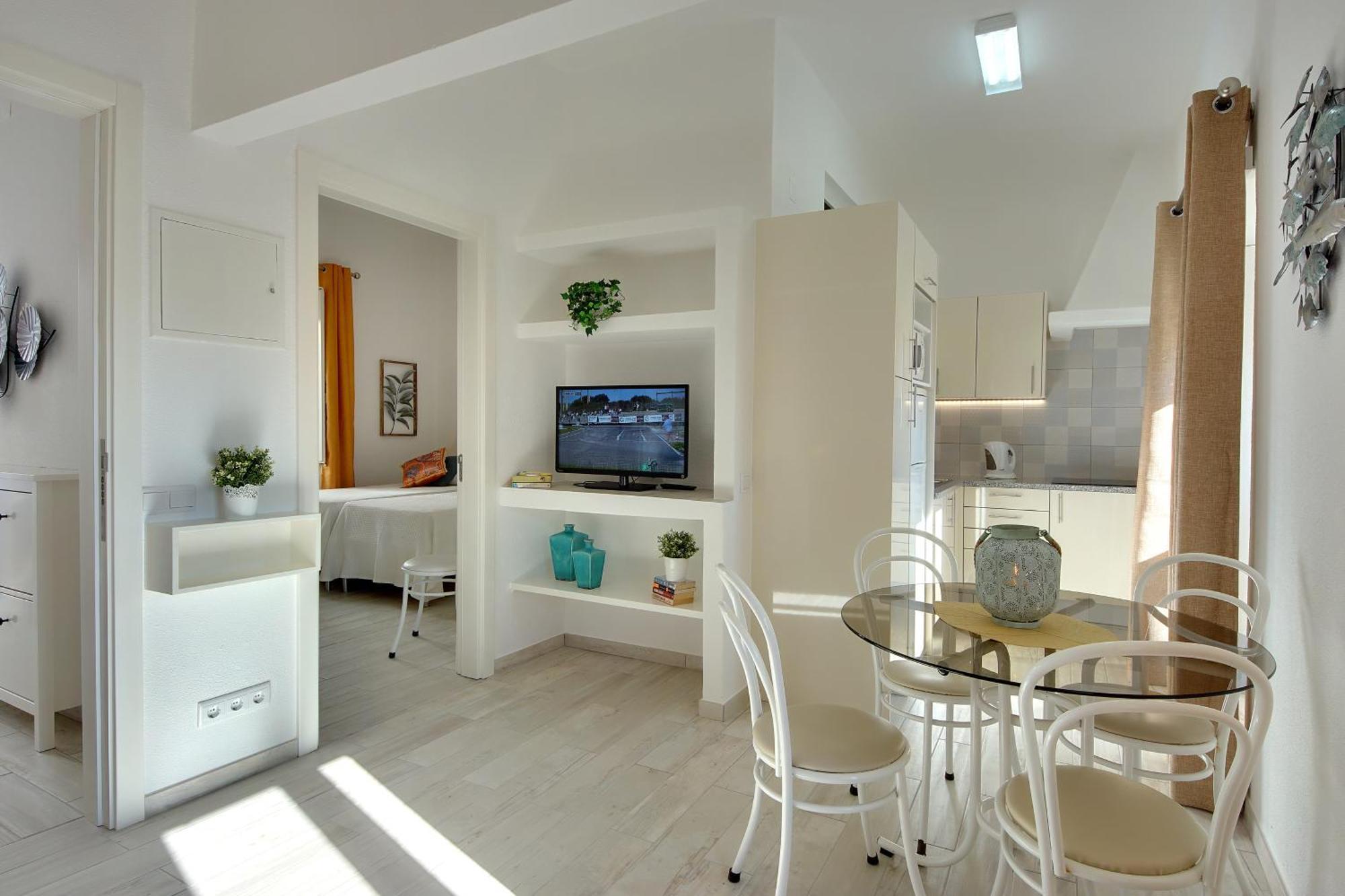 Apartamentos Tucha อัลบูเฟรา ภายนอก รูปภาพ